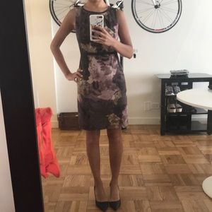 LOFT Purple watercolor Shift dress Sz: 00